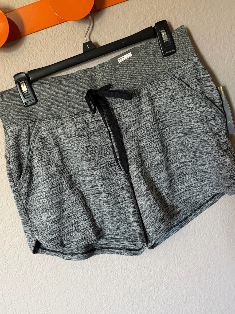 TEK GEAR DryTek Womens Medium Gray Activewear Shorts Pockets Drawstring NWT